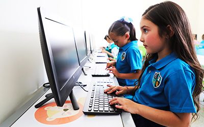 Karmont School - Computacion